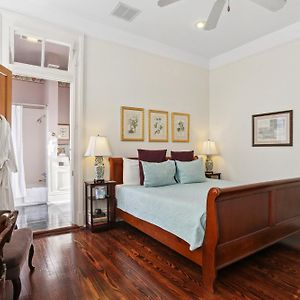 Superior King Room 2